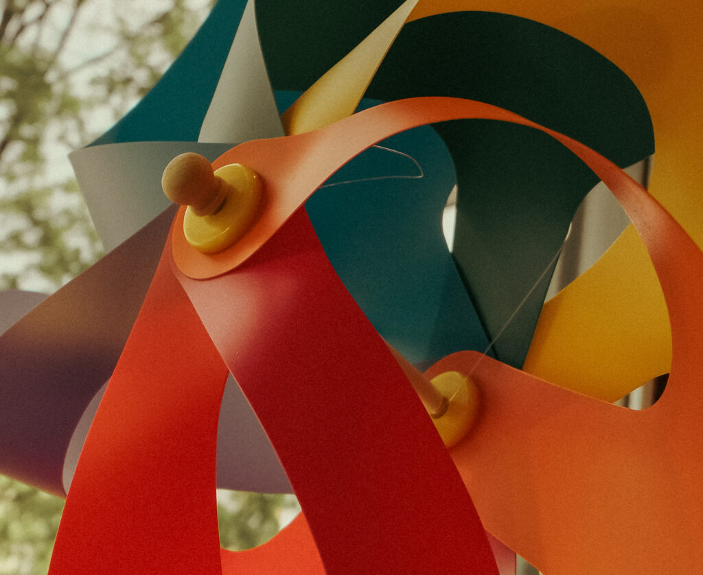 Bunte Windräder | Josefee Apotheke Leoben